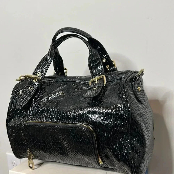 Steve Madden Black Patent Leather Bucket Bag - Picture 3 of 11